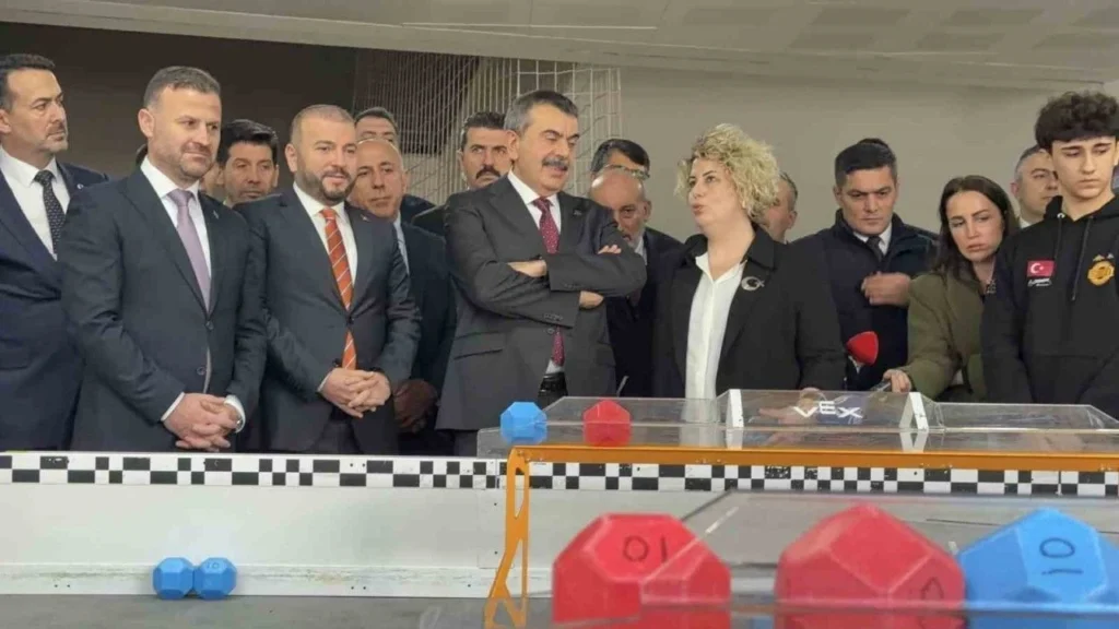bakan tekin okul yapımı açıklaması