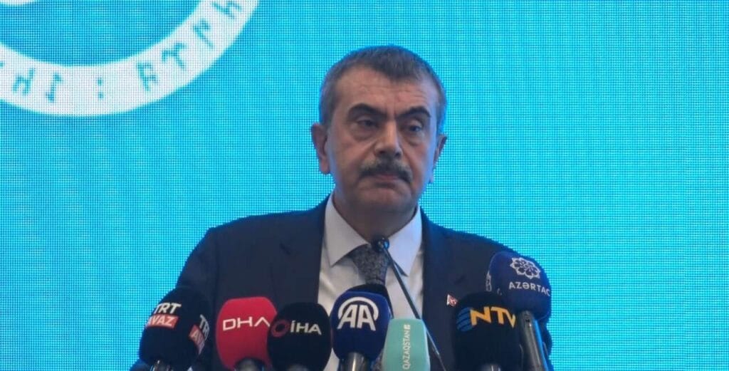 Ara tatiller kaldırılacak mı Bakan Tekin'den önemli açıklamalar